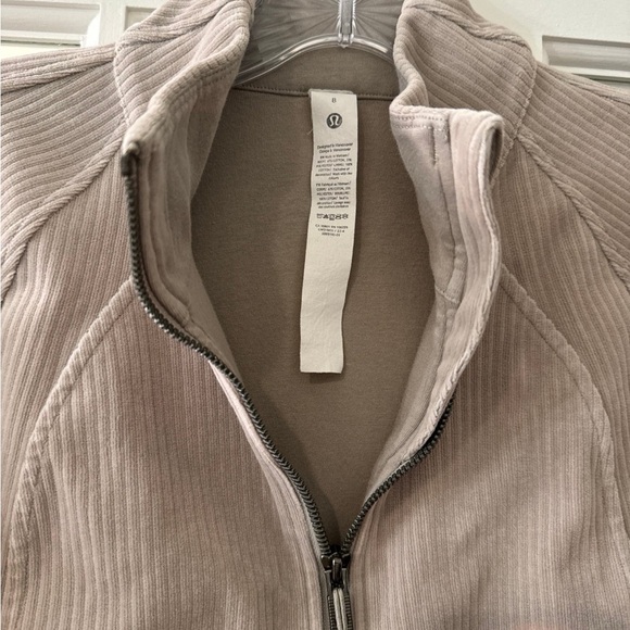 Lululemon scuba track Jacket velvet cord size 8 - Picture 6 of 10